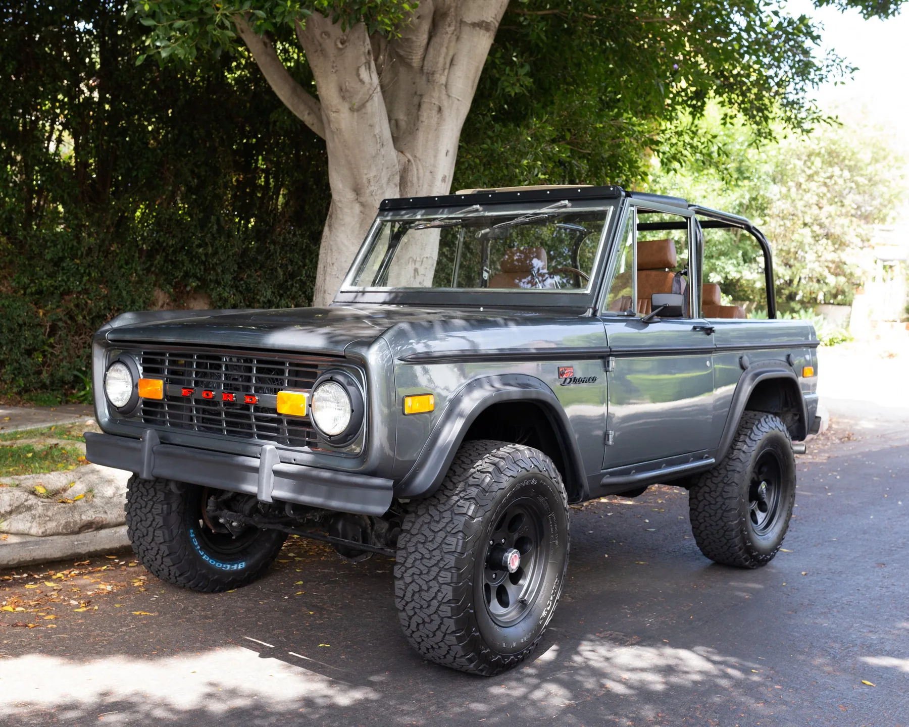 Gandalf the Grey — gunmetal Bronco under the palms